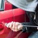 Tre minorenni di Vittoria tentano di rubare una minicar a Comiso: denunciati