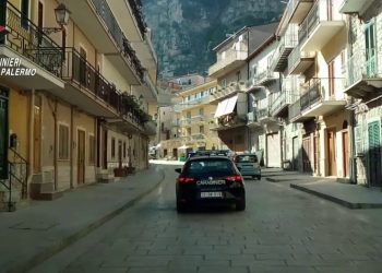 Furti in abitazioni nel palermitano, cinque arresti