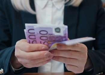 L’inflazione brucia 164 miliardi di risparmi