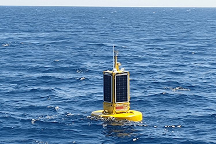 Marina di Ragusa, nuova boa per monitoraggio onde e correnti