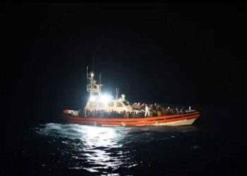 Migranti, ancora sbarchi a Lampedusa