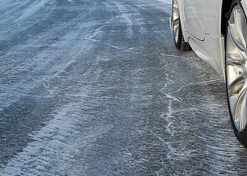 Modica, temperature gelide: attenti al ghiaccio sulle strade