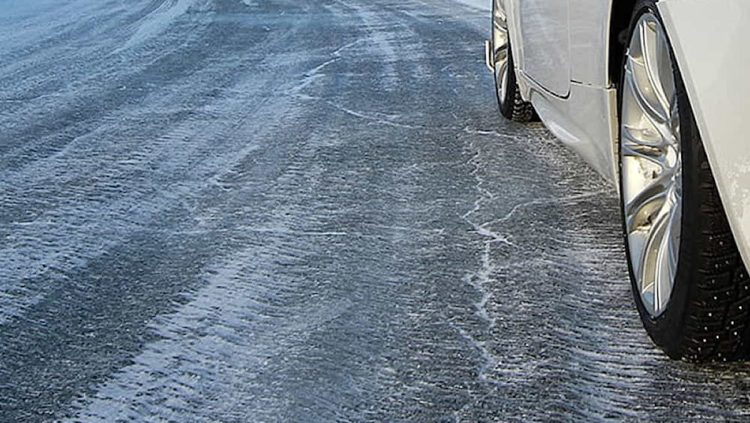 Modica, temperature gelide: attenti al ghiaccio sulle strade