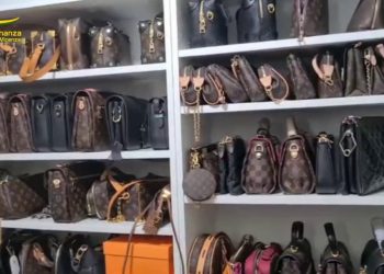Due pensionati vicentini gestivano boutique di alta moda “fake”