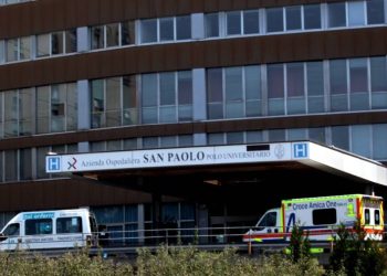 Cospito trasferito in ospedale a Milano. Scontri fra anarchici e forze dell’ordine, sei agenti feriti