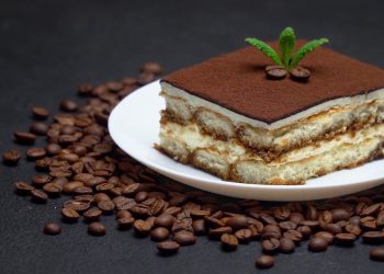 Milano: Il tiramisù non era vegano, muore una 20enne