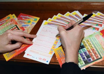 Superenalotto, realizzata vincita record da oltre 371 milioni