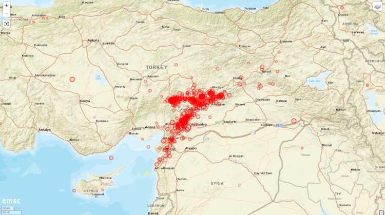Terremoto tra Turchia e Siria, 6200 morti: si è attivata nuova faglia che ha provocato uno spostamento del suolo di 10 metri