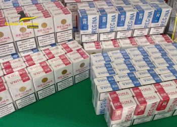 Ai domiciliari vendeva sigarette di contrabbando, denunciato