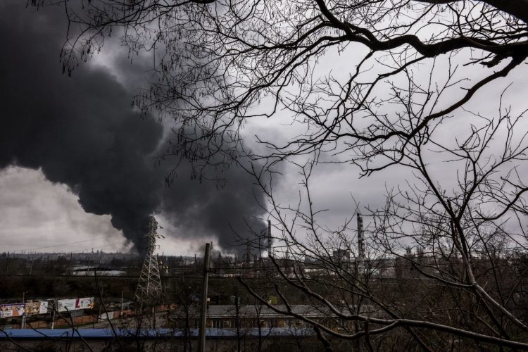 Ucraina, attacchi missilistici russi in tutto il Paese