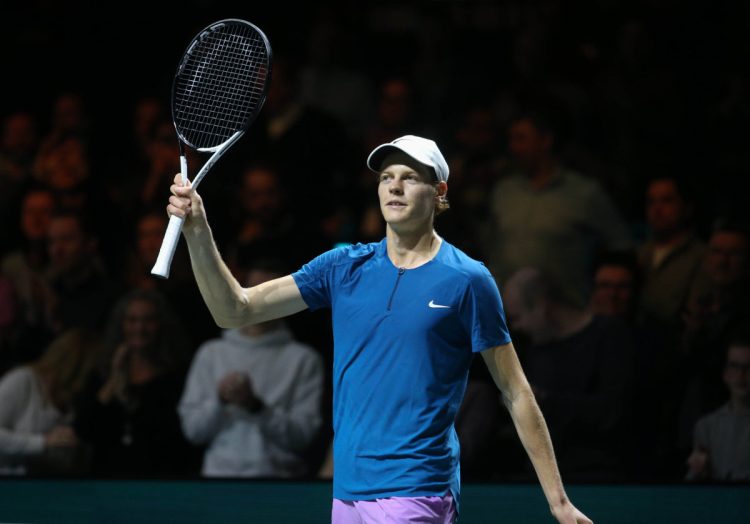 Sinner ai quarti di Indian Wells, Wawrinka ko in due set