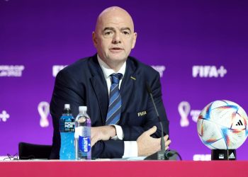 Infantino confermato presidente della Fifa fino al 2027