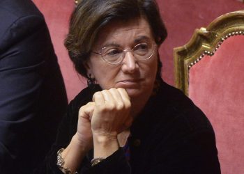 Roccella “No all’utero in affitto e al mercato della genitorialità”