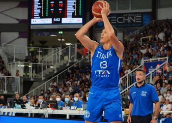 Golden State rompe digiuno esterno, vincono i Jazz di Fontecchio