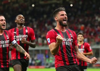 Il Pallone Racconta – Napoli-Milan, passaggio di consegne