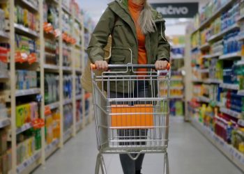 Confcommercio, l’Italia è in recessione tecnica