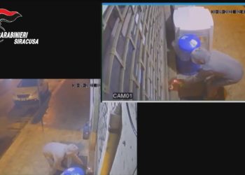 Bomba carta a esercizi commerciali a Siracusa, 3 arresti e 7 indagati