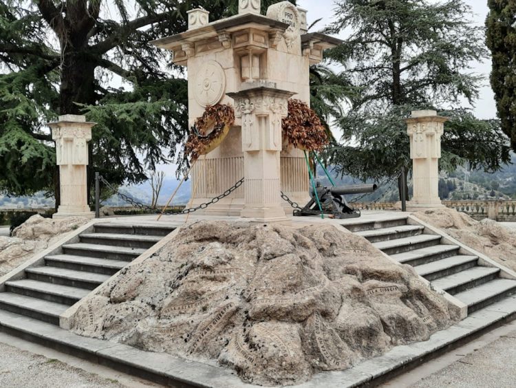 Le manutenzioni che mancano a Ragusa Ibla, Comibleo elenca tutto ciò che non va