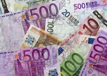 Decreto da 4,9 miliardi contro il caro bollette