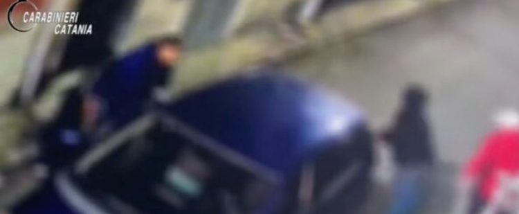 Raid contro un 20enne in strada, 4 arresti per tentato omicidio