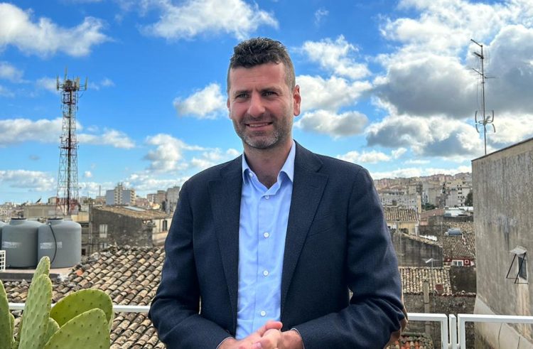 Ragusa, Riccardo Schininà: impianti fotovoltaici sui tetti di proprietà comunale