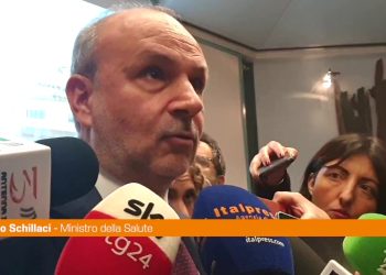 Covid, Schillaci “Operatori sanitari vanno ringraziati”