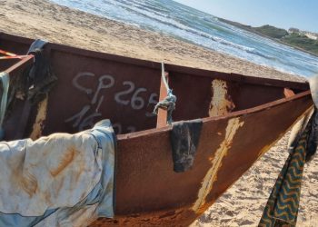 Ragusa: mare nostro che non sei nei cieli. Andate sulla spiaggia di Randello, guardate con i vostri occhi