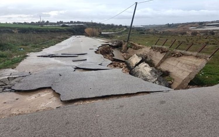 Comiso, sovrappassi devastati dall'alluvione: non ripristino ma totale rifacimento
