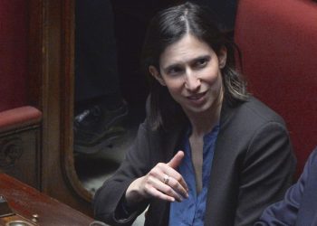 Pd, Elly Schlein proclamata nuovo segretario “Avanti nel percorso di rinnovamento”