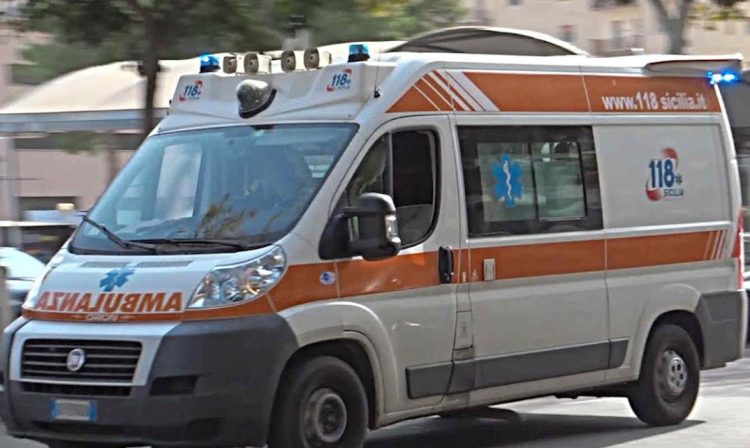 Incidente stradale a Modica: scontro tra due auto