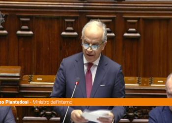 Cutro, Piantedosi “Grave falsità che governo abbia impedito soccorsi”