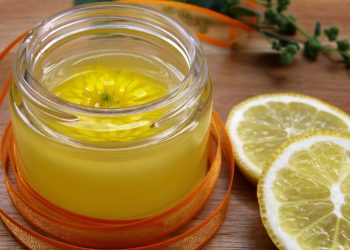 Bellezza: maschera viso al limone