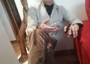 La foto del boss Matteo Messina Denaro a pranzo dai suoi fedelissimi