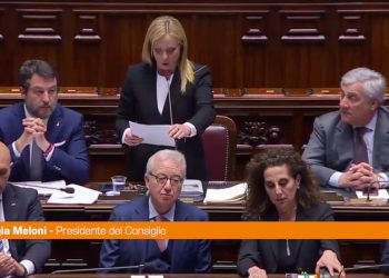 Migranti, Meloni “L’opposizione calunnia l’Italia per scopi politici”