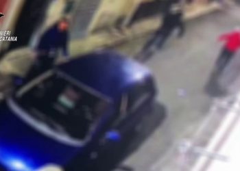 Tentato omicidio a colpi di mazze, 4 arresti nel Catanese