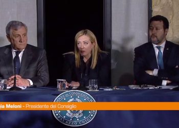 Immigrazione, Meloni “Determinati a sconfiggere tratta essere umani”