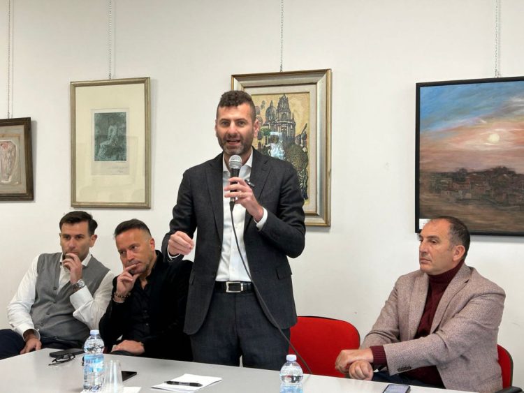 Ragusa, la coalizione a fianco di Riccardo Schininà: candidato a sindaco