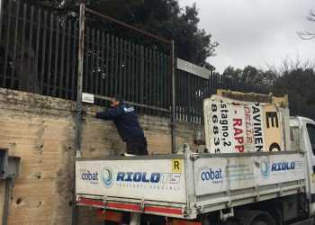 Ragusa, rimozione cartellonistica abusiva