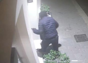 Tentato furto con scasso in una gioielleria di Scicli