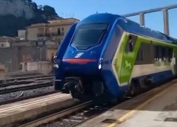 Da oggi ripartono i treni regionali Siracusa Modica Ragusa Gela Caltanissetta