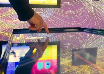 Comunicazione, il digitale non basta