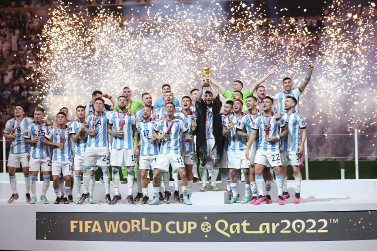 L’Argentina torna in testa al ranking Fifa, azzurri ottavi