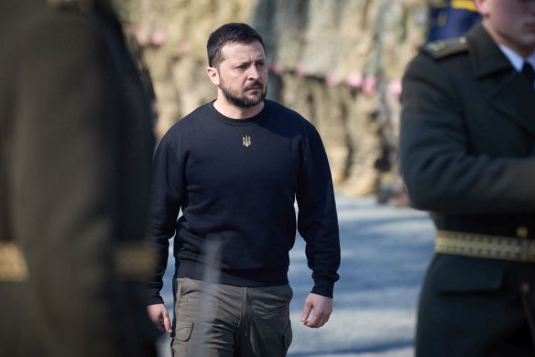 Ucraina, Zelensky “Il mondo reagisca sulla decapitazione dei soldati”