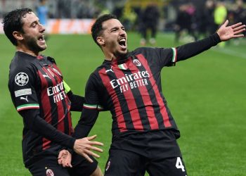 Primo round al Milan, Bennacer fulmina il Napoli