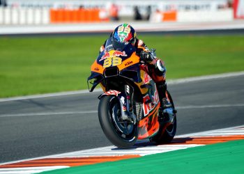 Binder vince la sprint race a Jerez, Bagnaia secondo