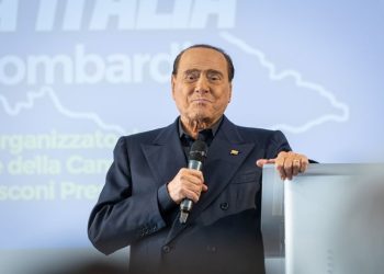 Per Berlusconi notte tranquilla, condizioni stabili