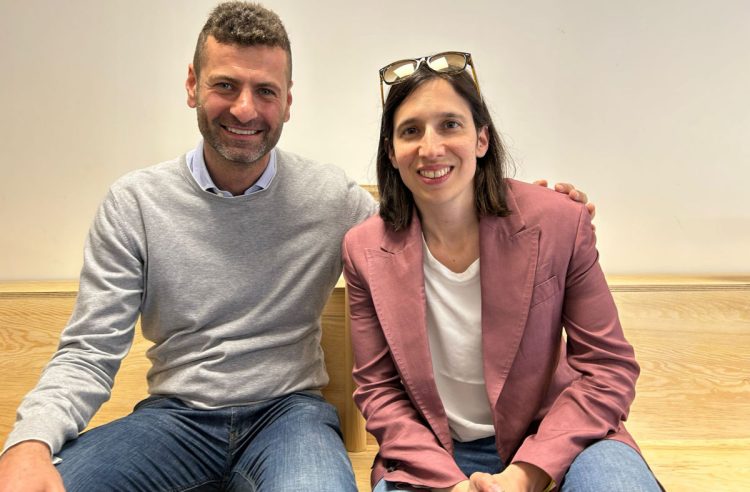 Elly Schlein conquista Ragusa a sostegno della candidatura a sindaco di Riccardo Schininà