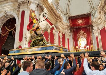 Oggi a Ragusa è festa grande per San Giorgio "Truonu viva"
