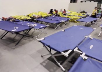 Due tendostrutture a Catania per accogliere 700 migranti