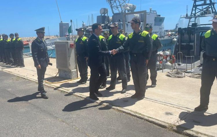 Pozzallo: Minardo in visita alla Capitaneria di Porto e alla Guardia di Finanza